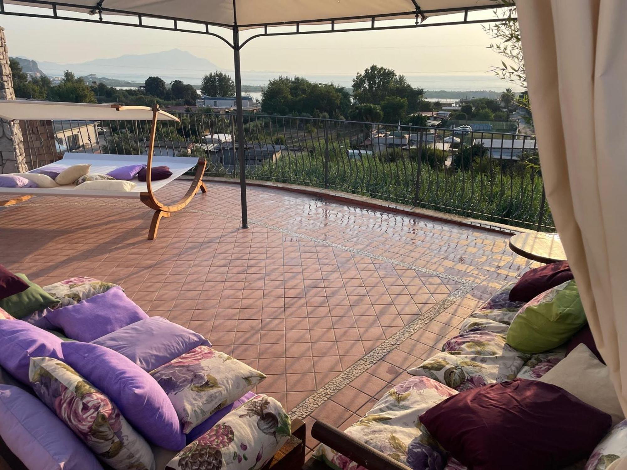 Domus Parva - Villa Con Bio-Piscina, Spa Privata E Appartamenti Panoramici Bacoli Exteriér fotografie
